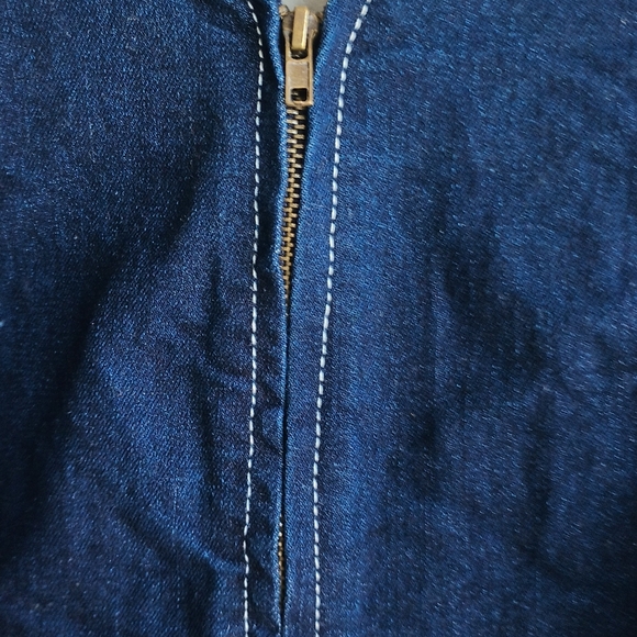 Venus - Picture 5 of 7